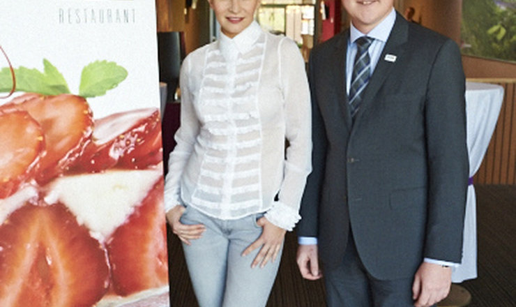 FUNNY GIRL MONIKA ABSOLONOVÁ AS A TALK-SHOW GUEST AT CLARION ÚSTÍ NAD LABEM